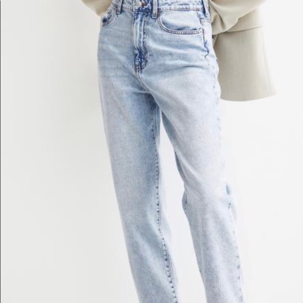 H&M mom ultra high waist loose fit jean sz12 NWT